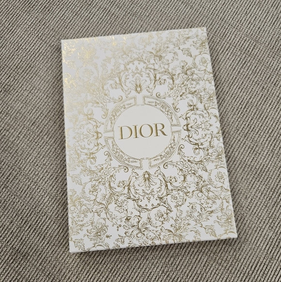 NIB Dior Elegant Gold and White Notebook In Box - Picture 8 of 9